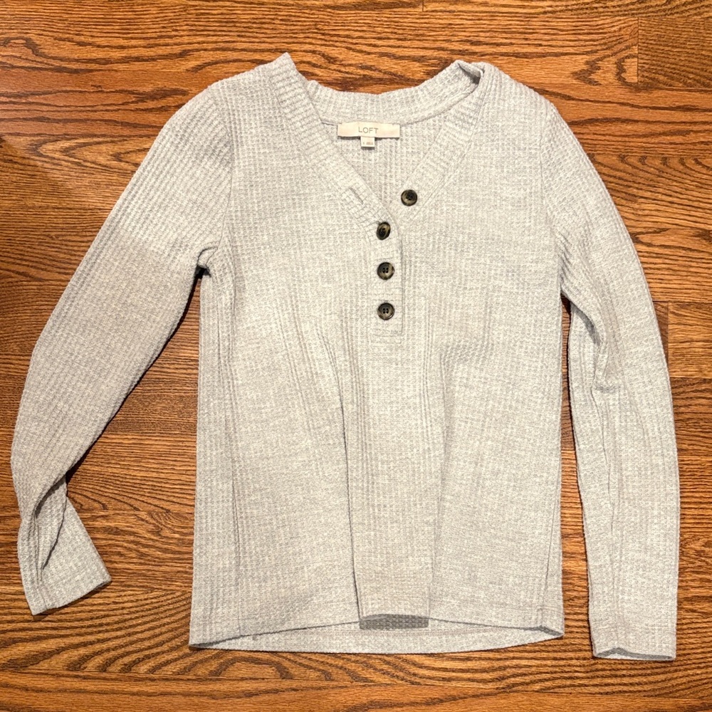 LOFT Light Gray Ribbed Henley Pullover